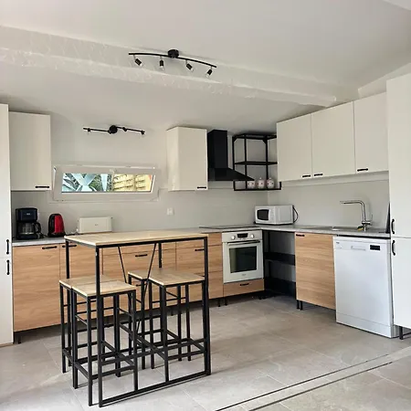 Apartment Villa Valadou - St Raphael - 3 Chambres - Jardin